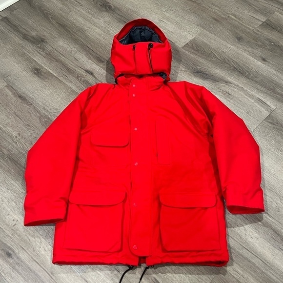 Men’s Medium Red Eddie Bauer Goose Down Made in Canada Artic Winter Parka Jacket - Picture 1 of 10
